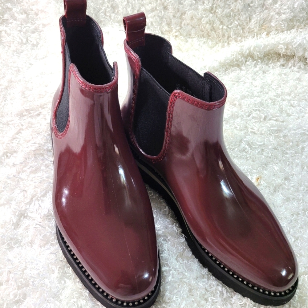 Rain boots